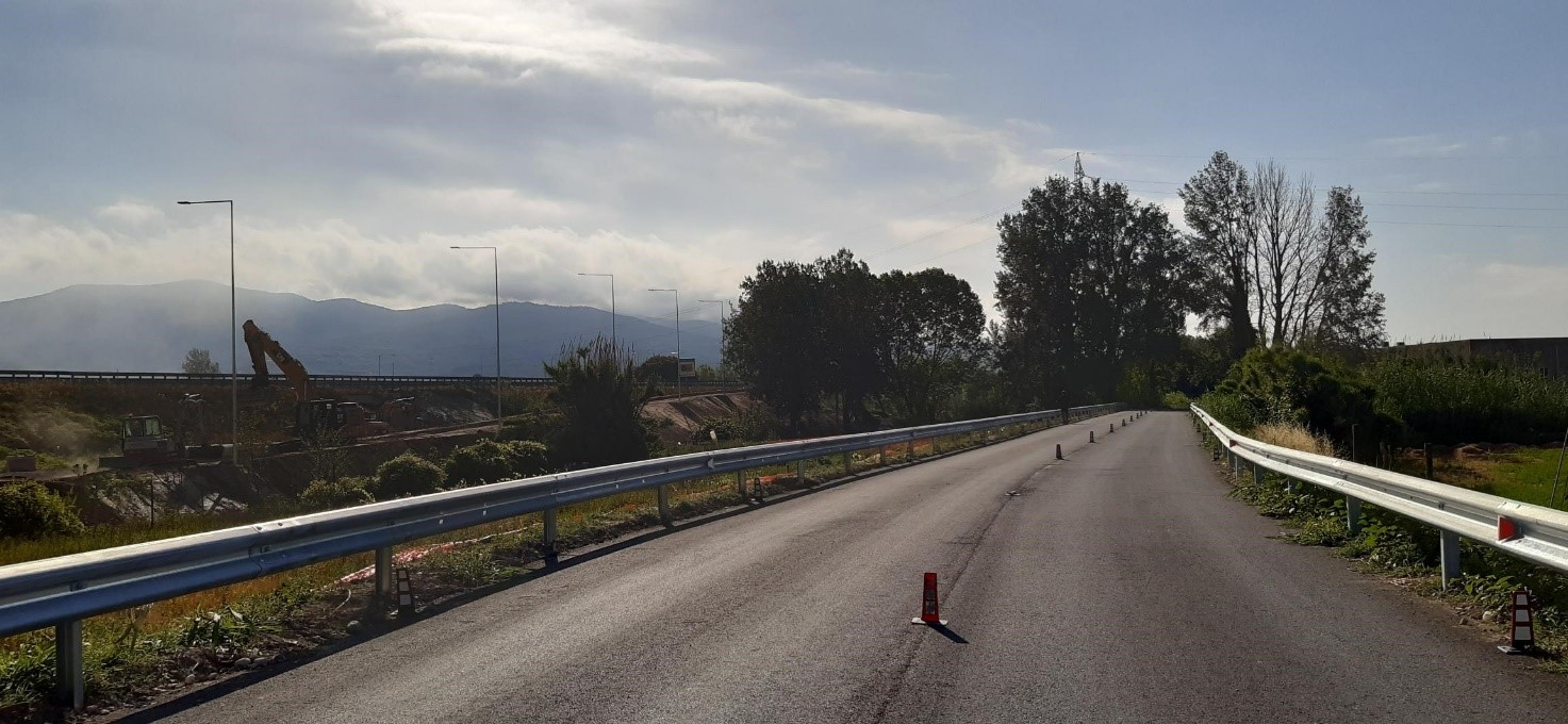 strada d'argine barriere di sicurezza
